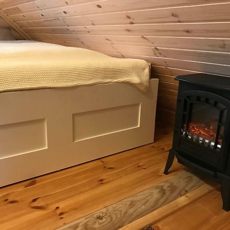 Wellness Huette Am Zwenkauer See Bei Leipzig מראה חיצוני תמונה