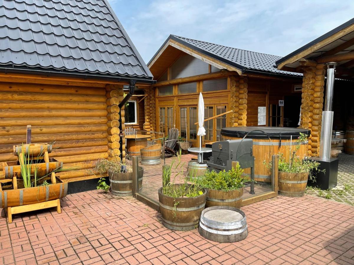 Wellness Huette Am Zwenkauer See Bei Leipzig מראה חיצוני תמונה