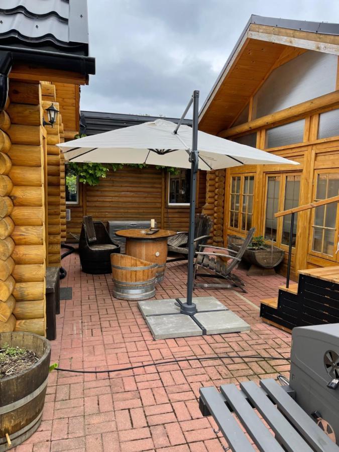 Wellness Huette Am Zwenkauer See Bei Leipzig מראה חיצוני תמונה